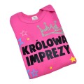 body dziecięce o kolorze fuksja z napisem królowa imprezy z koroną i gwiazdkami