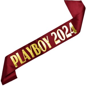 Playboy 2024 - bordowa szarfa ze złotym nadrukiem