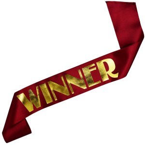 Winner - bordowa szarfa ze złotym nadrukiem