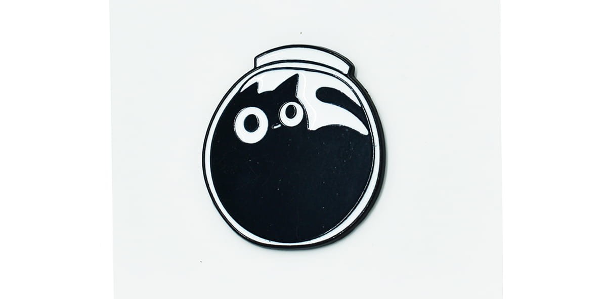 Kot  w słoiku - Zabawna Przypinka Pin