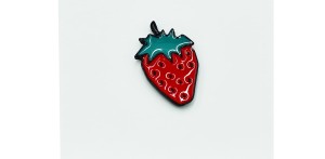Truskaweczka -Zabawna Przypinka Pin