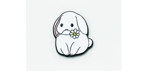 Królik ze stokrotką - Zabawna Przypinka Pin