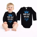 Body mam już roczek z imieniem dziecka. Body w kolorze czarnym